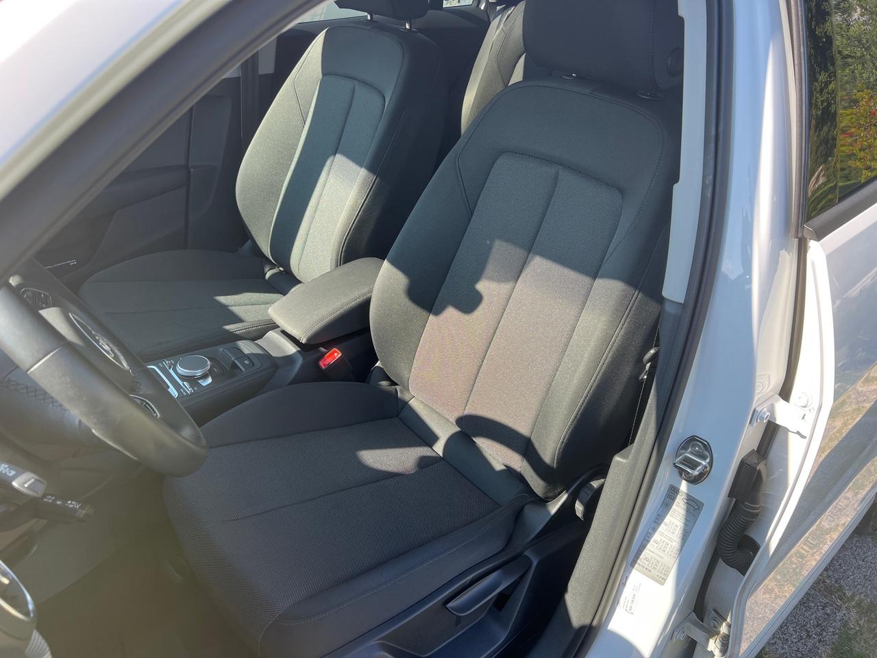 Audi Q2 35TDI S-tronic S-line-2023"GARANZIA 2028"