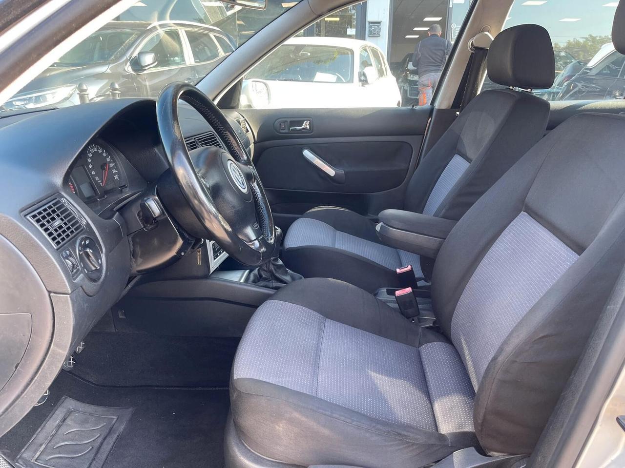 Volkswagen Golf 1.6 16V cat 5p. Highline Plus