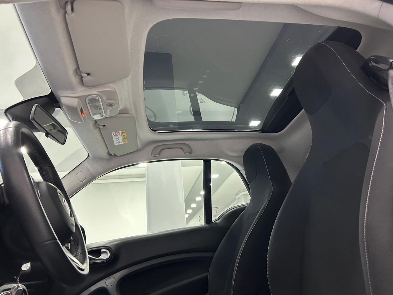 Smart ForTwo 70 1.0 twinamic Superpassion 35.000KM