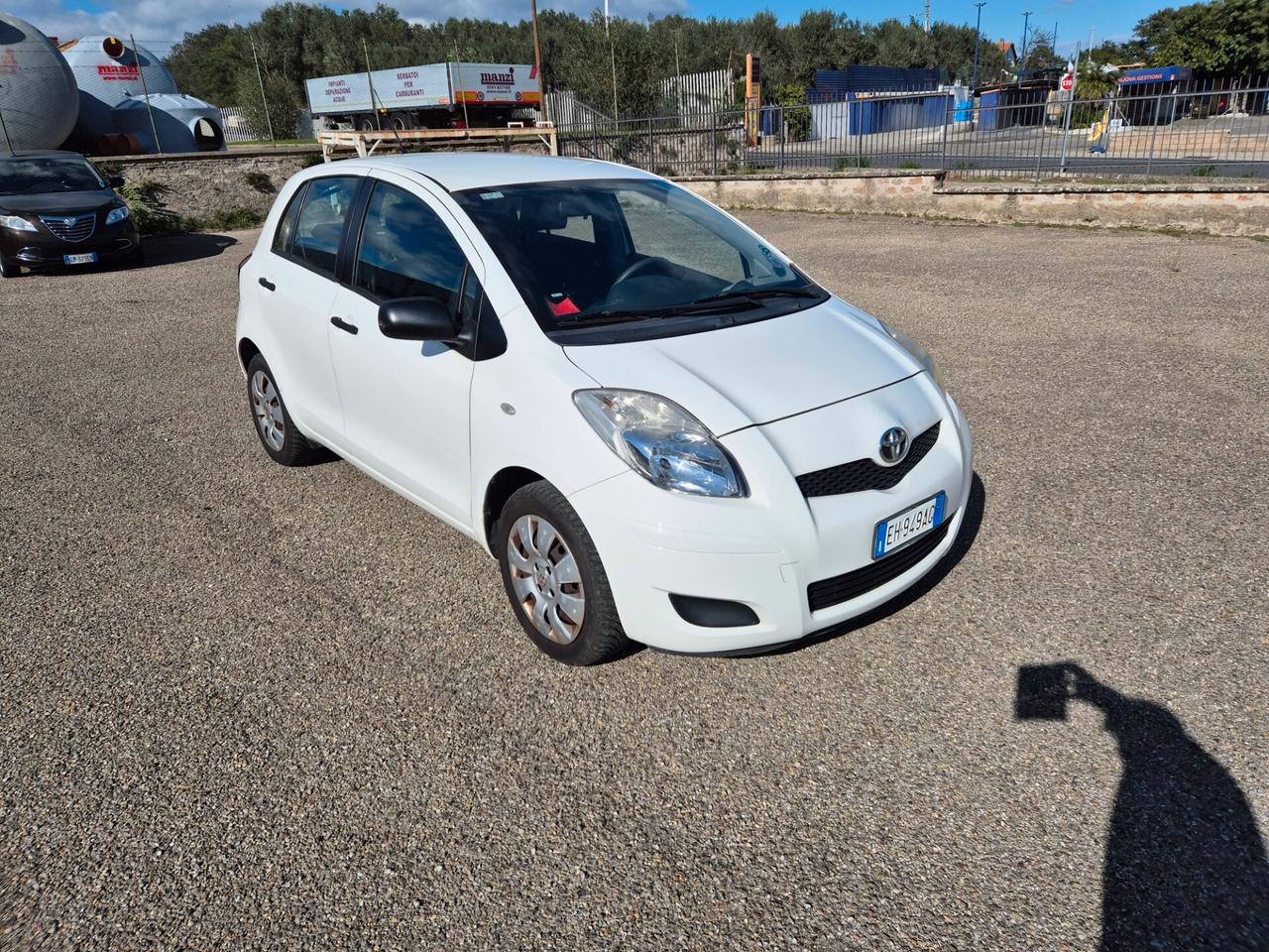 Toyota Yaris 1.0 5 porte Now
