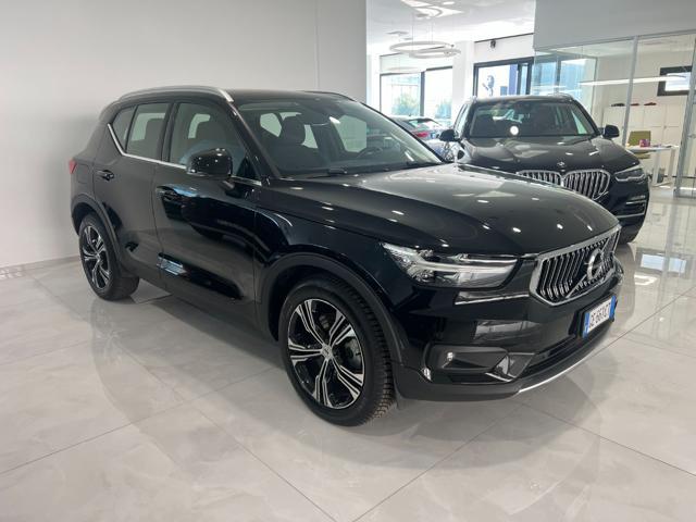 VOLVO XC40 T5 Recharge Plug-in Hybrid Inscription