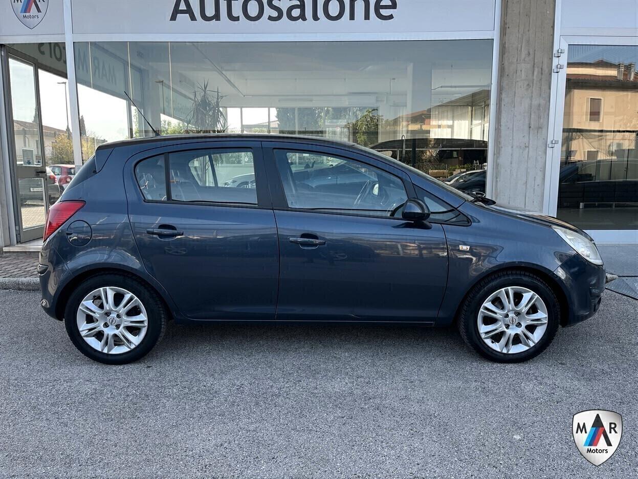 Opel Corsa 1.3 CDTI 75CV ecoFLEX 5 porte Cosmo