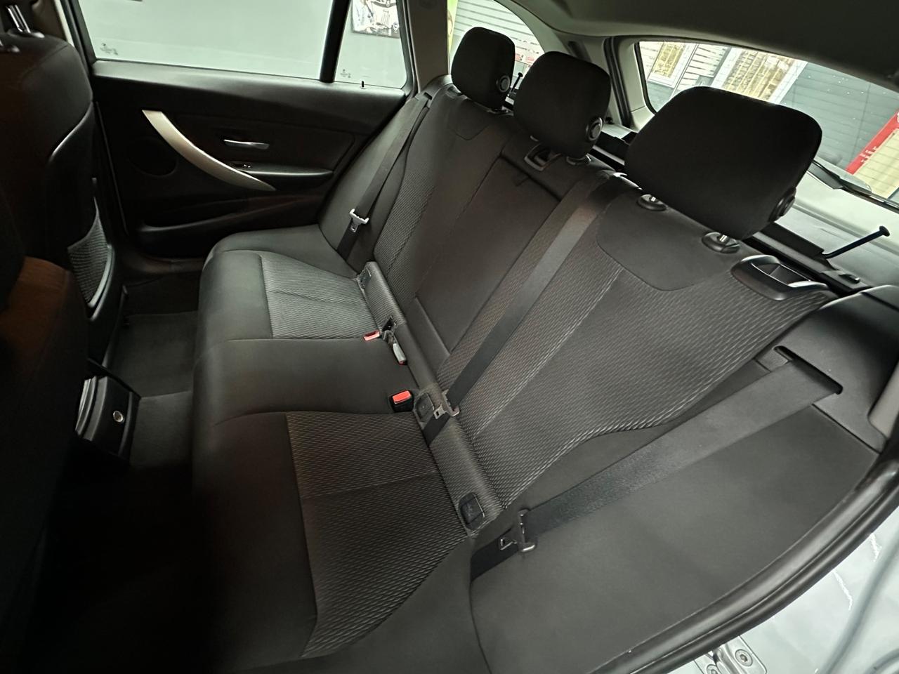 Bmw 316d Touring Business advantage aut. 2015