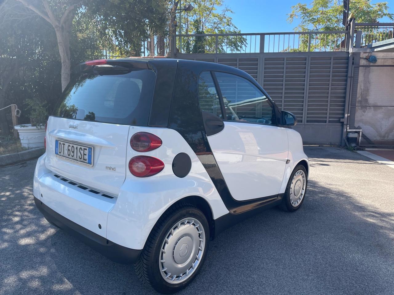 Smart ForTwo 1000 52 kW coupé pure
