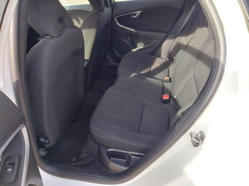 Volvo V40 II 2012 2.0 D2 Kinetic my18