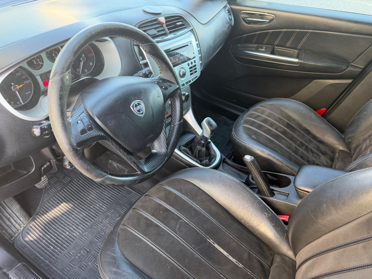 Lancia Delta 1.6 MJT 2011