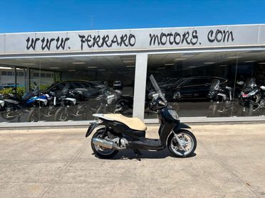 Malaguti Password 250 2005/ KM 13.000 Tuo a solo 16 Euro al mese