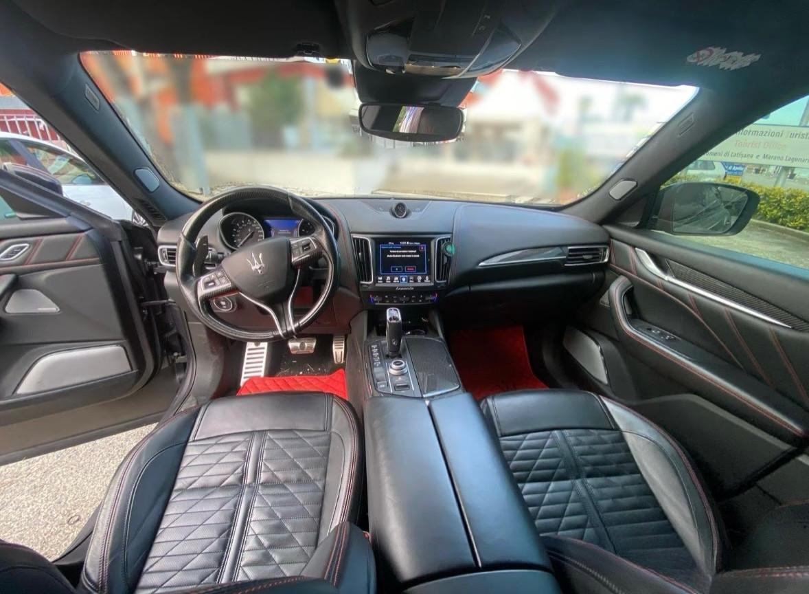 Maserati Levante Vulcano V6 430 CV