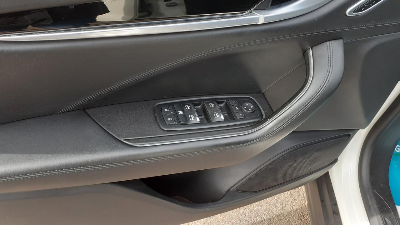 Maserati Levante V6 Diesel 275 CV AWD