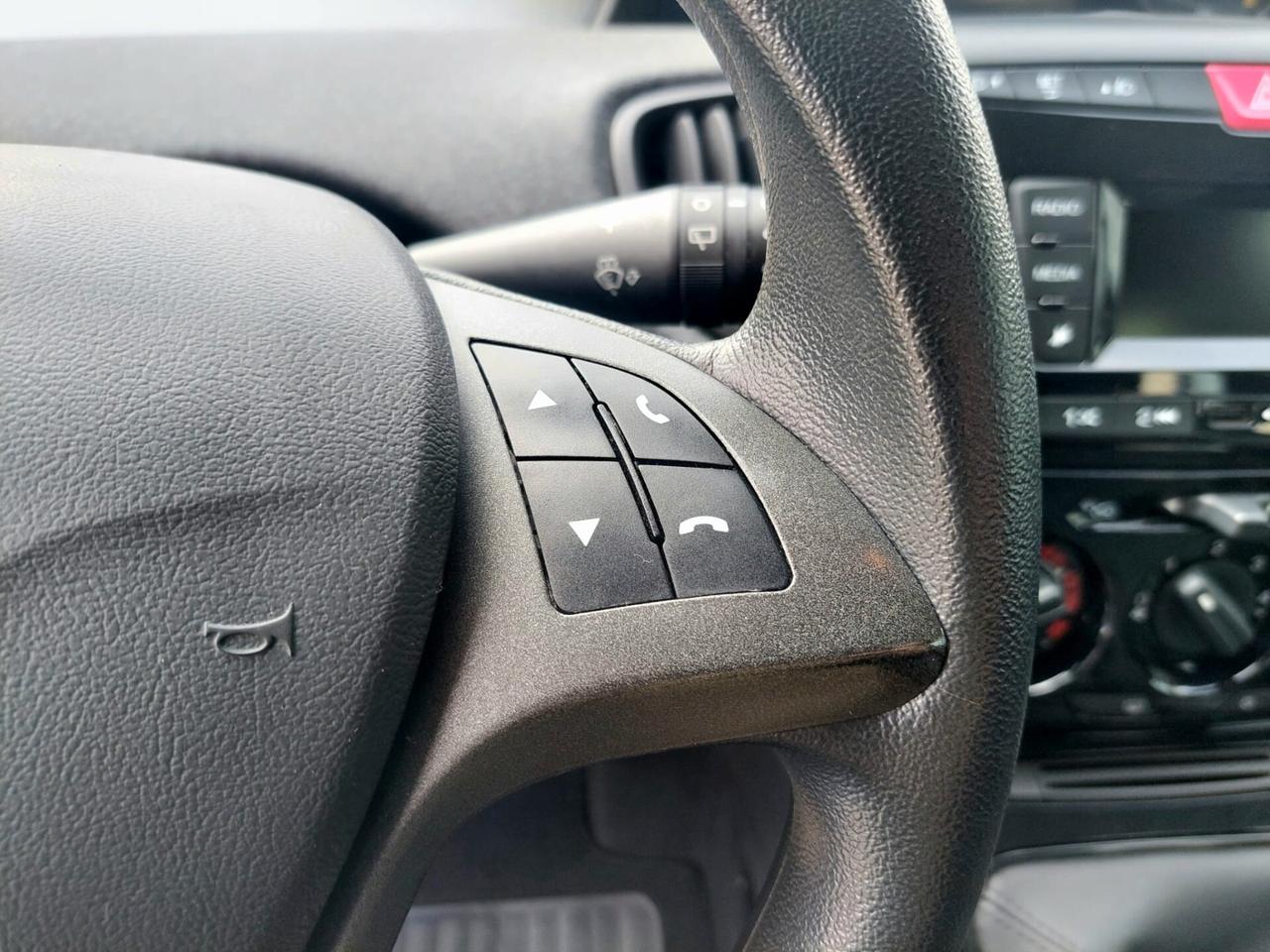 LANCIA Ypsilon 1.0 FireFly Hybrid Silver - 2023