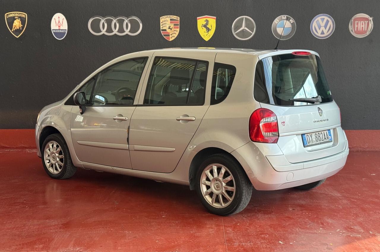 Renault Modus Grand 1.2 16V Dynamique
