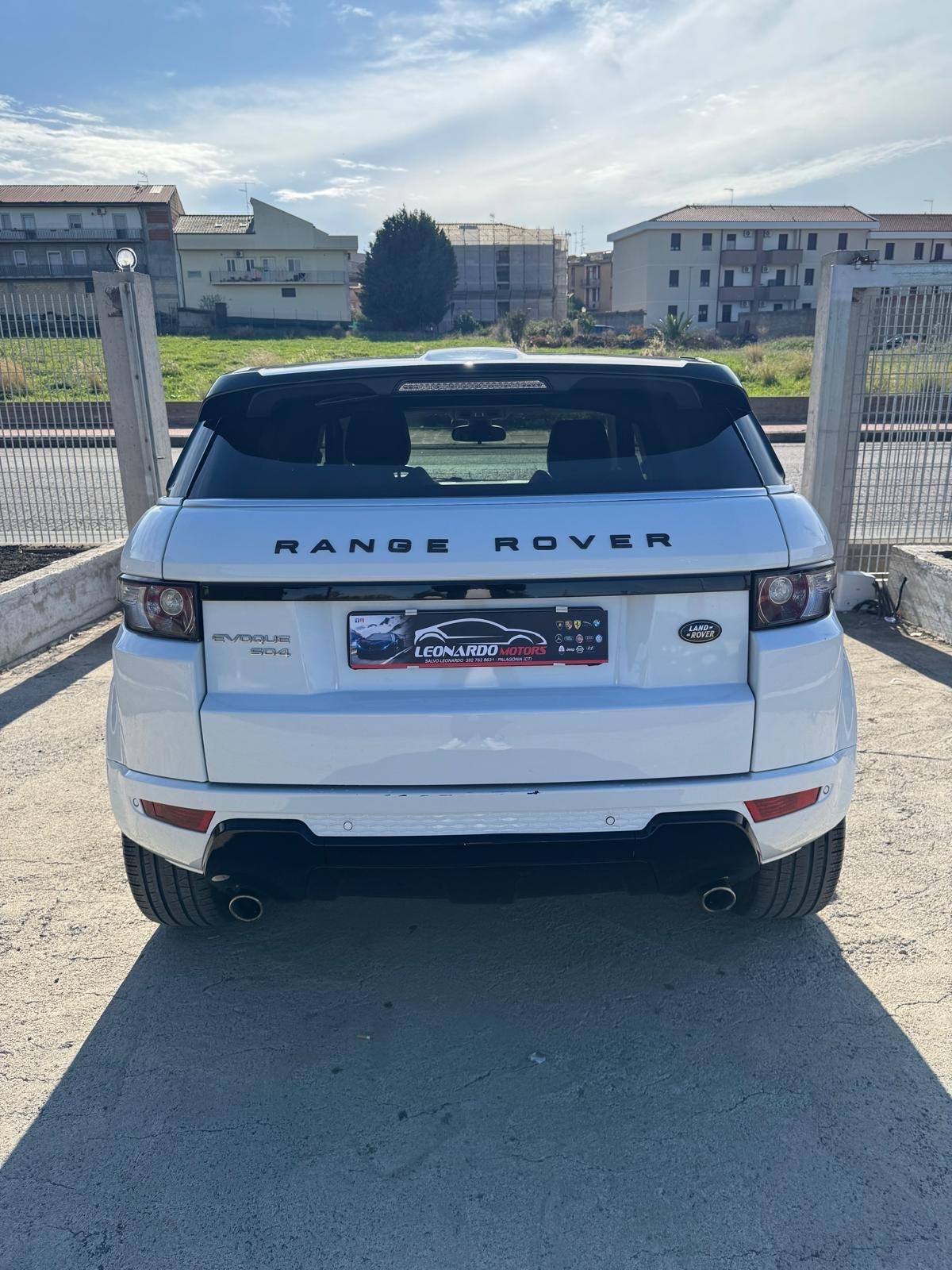 Land Rover Range Evoque 2.2 TD4 5p. Pure