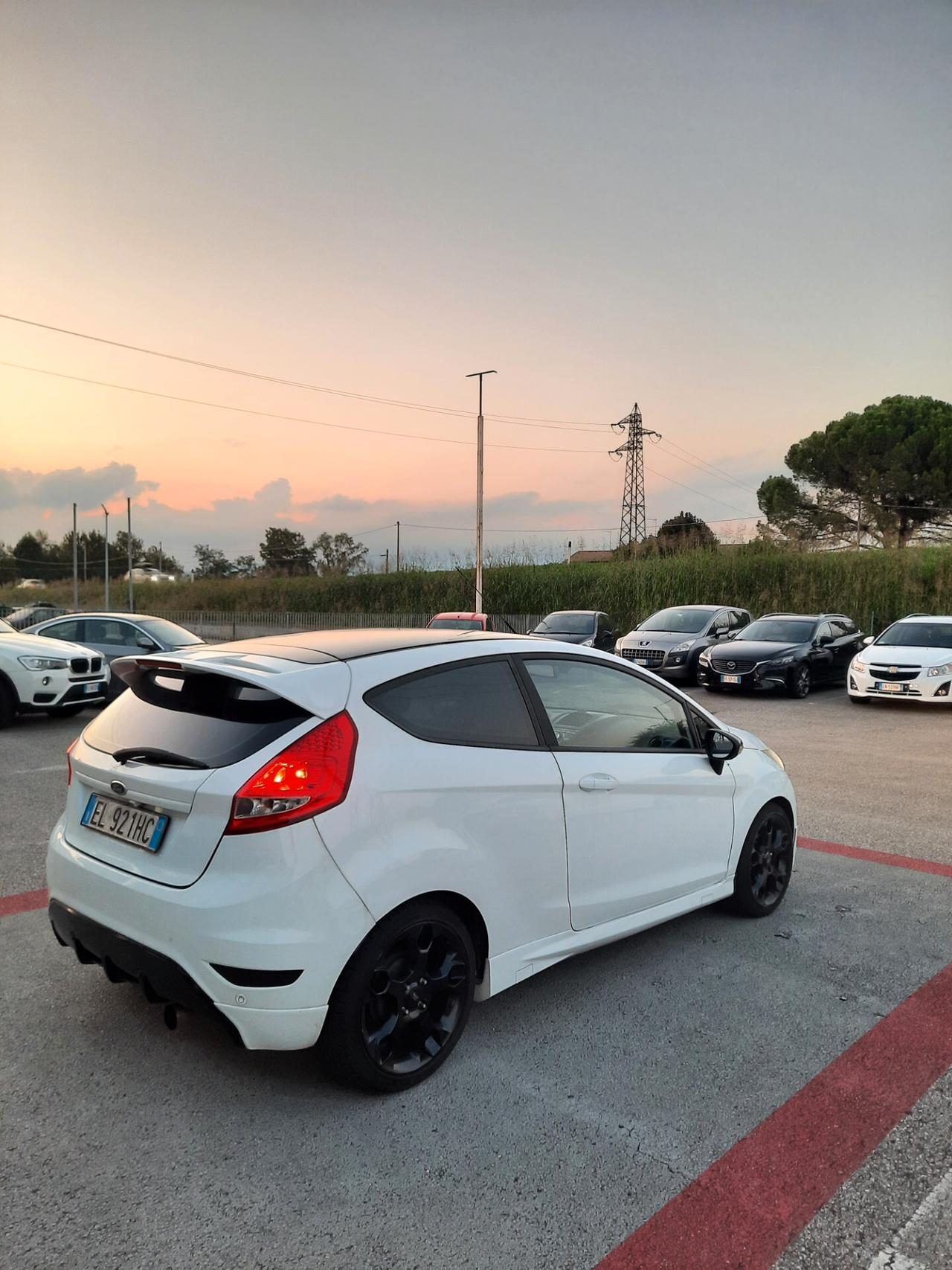 Ford Fiesta 1.6 134CV 3 porte Individual