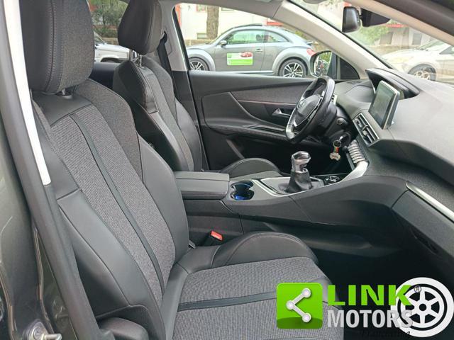 PEUGEOT 3008 BlueHDi 120 S&S Allure