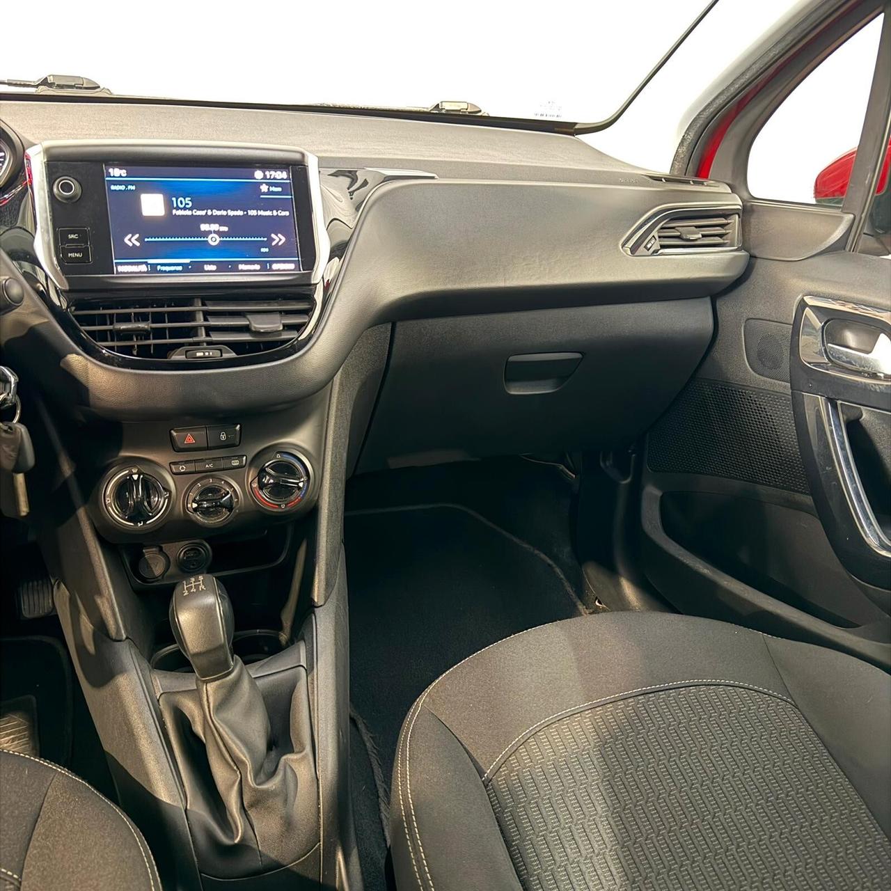 Peugeot 208 1.6 HDI ALLURE NEOPATENTATI
