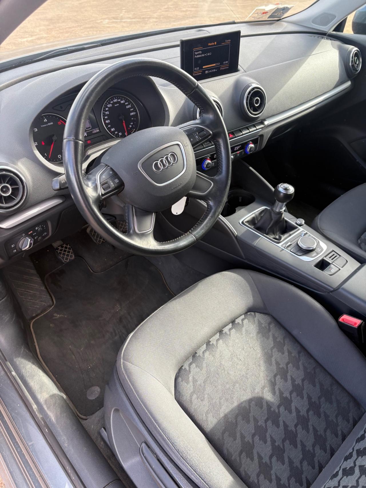 Audi A3 SPB 1.6 TDI clean diesel quattro Ambiente