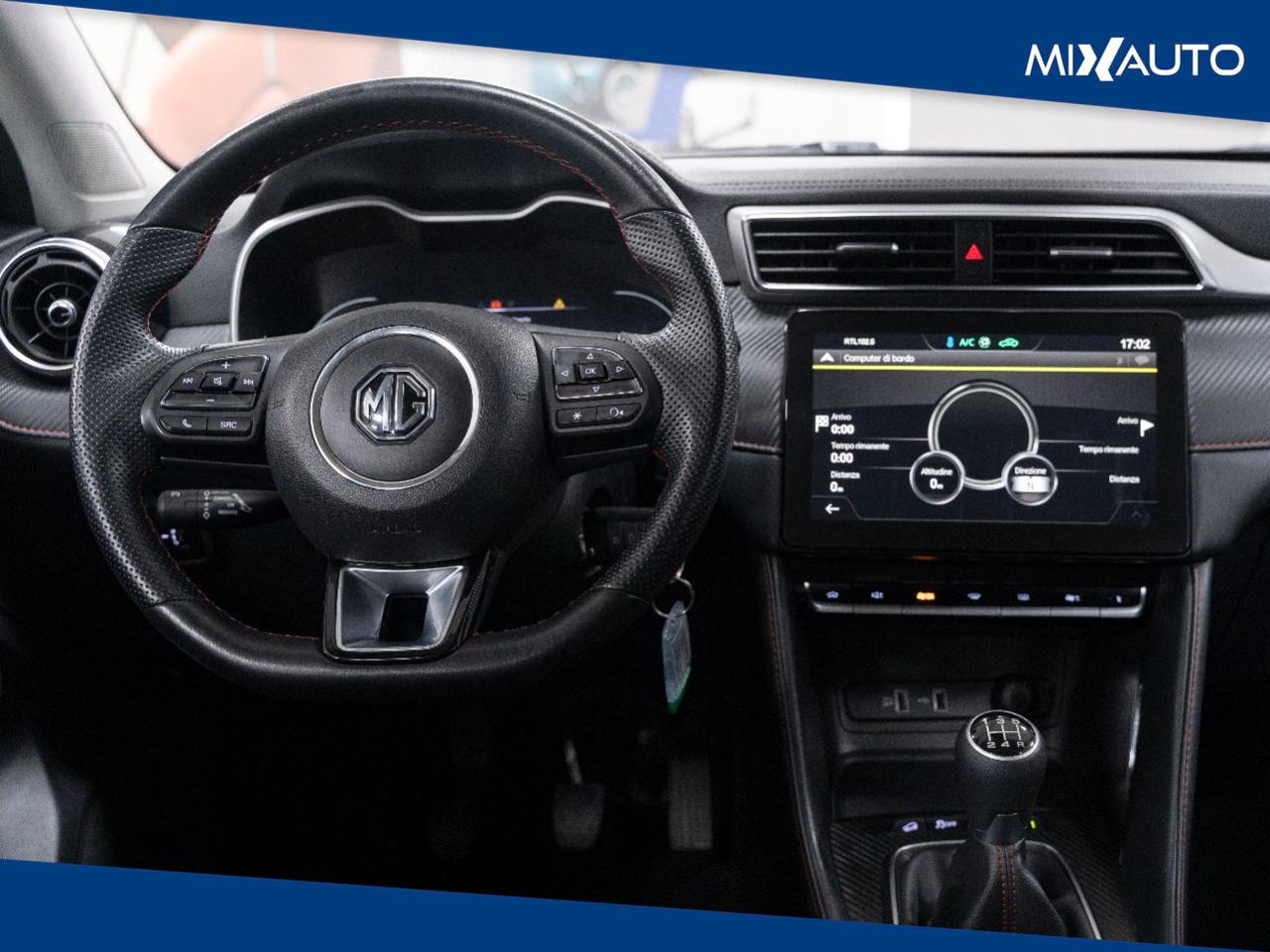 MG ZS 1.5L 5MT Luxury