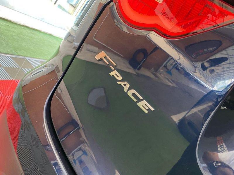 Jaguar F-Pace 2.0 D 180 CV AWD aut. ** MOTORE NUOVO **