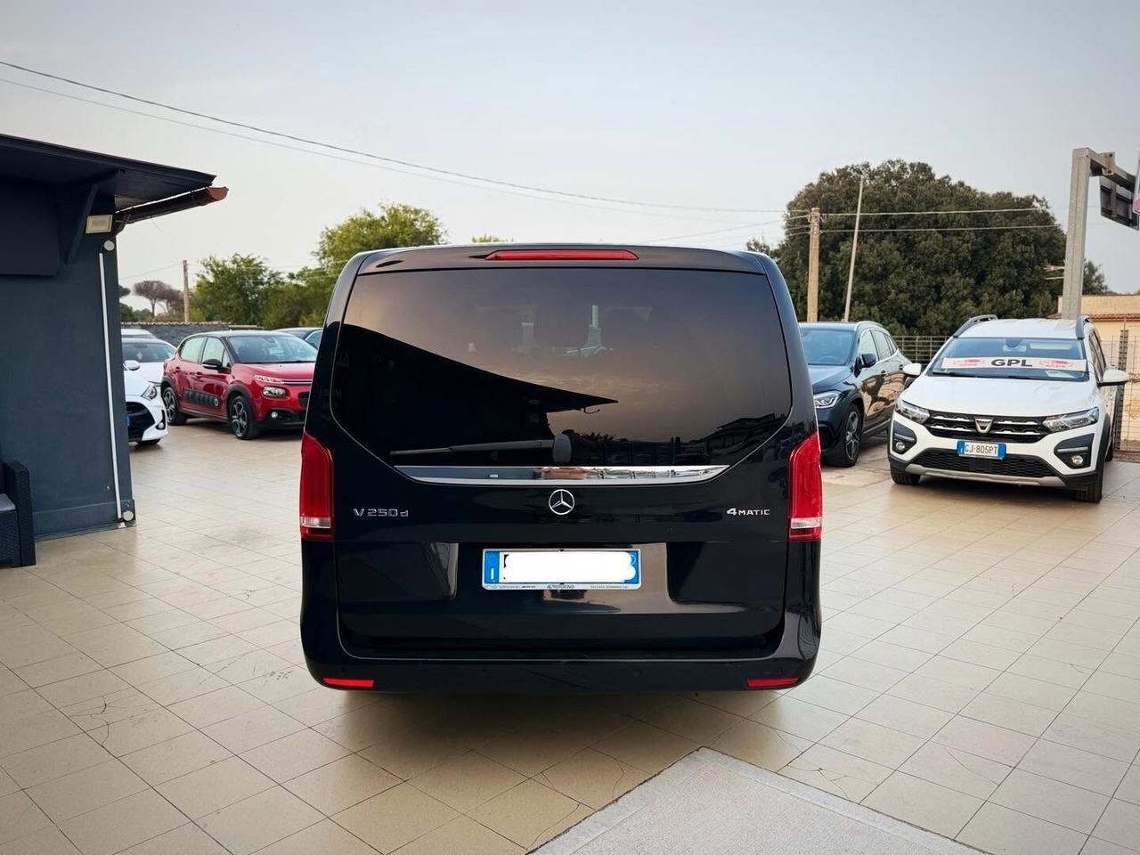 Mercedes-benz V Mercedes 250 D Automatic 4 Matic Exclusive long 12 mesi di garanzia!