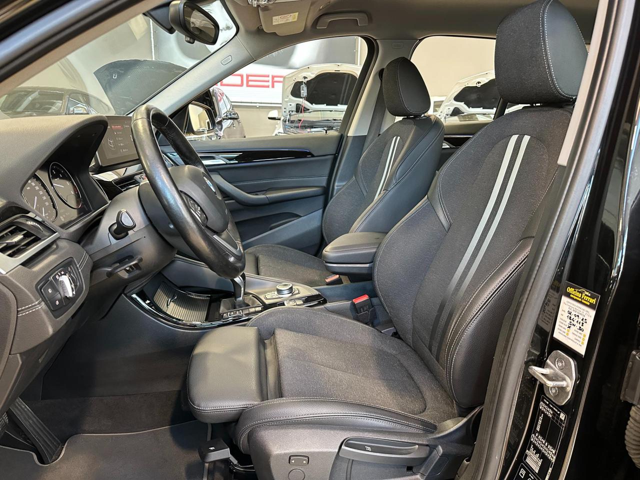 BMW X1 xdrive20d Sport Auto - 18" - LED - Head Up dspl