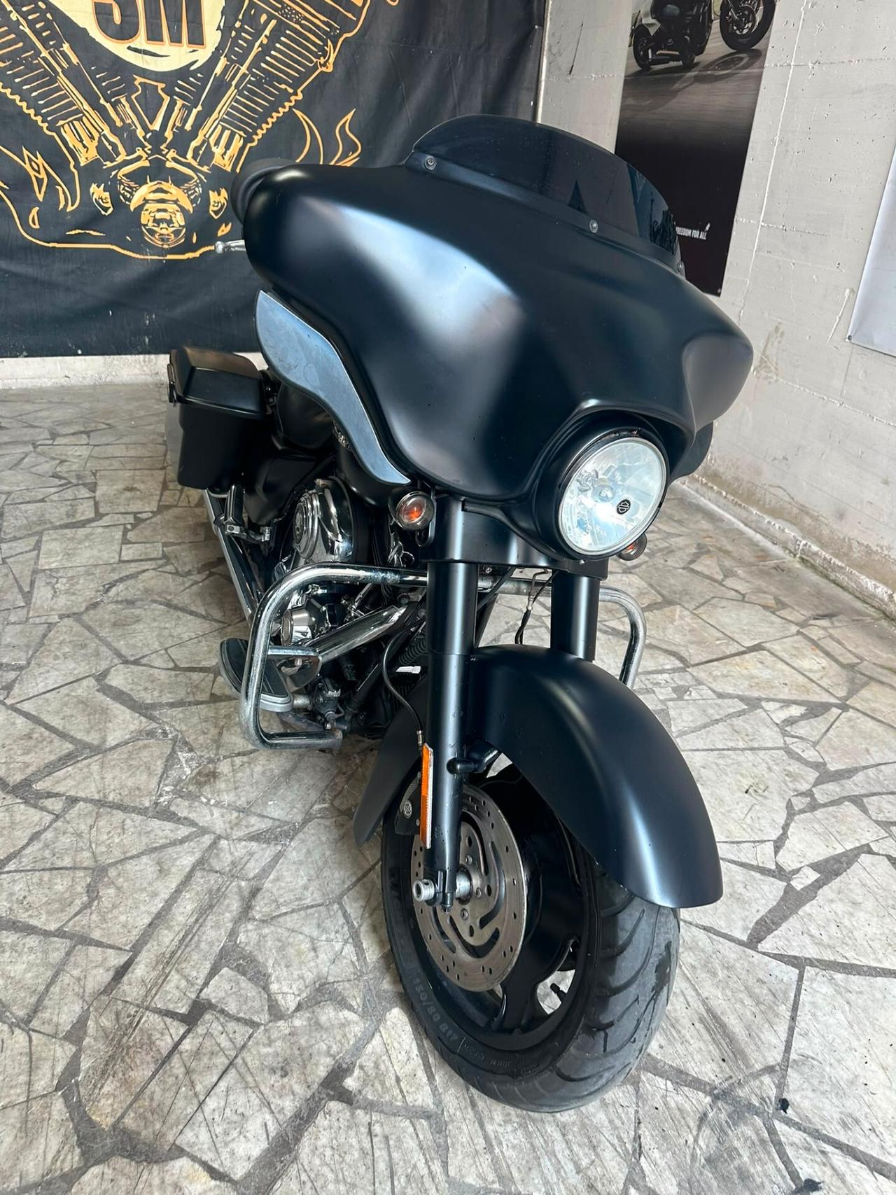 Harley-davidson FLHX Street Glide