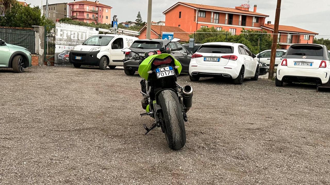 Kawasaki Z 750 2006