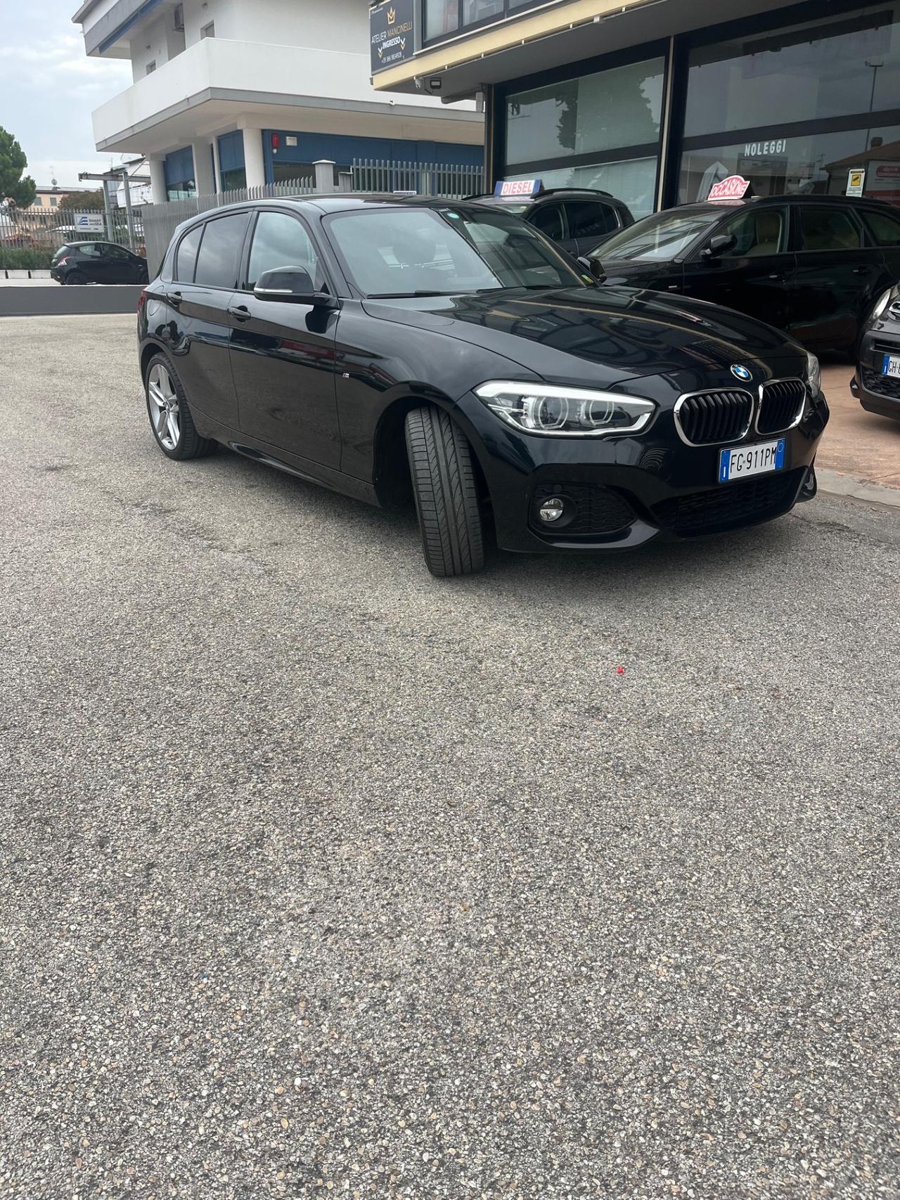 Bmw 118 118d 5p. Msport