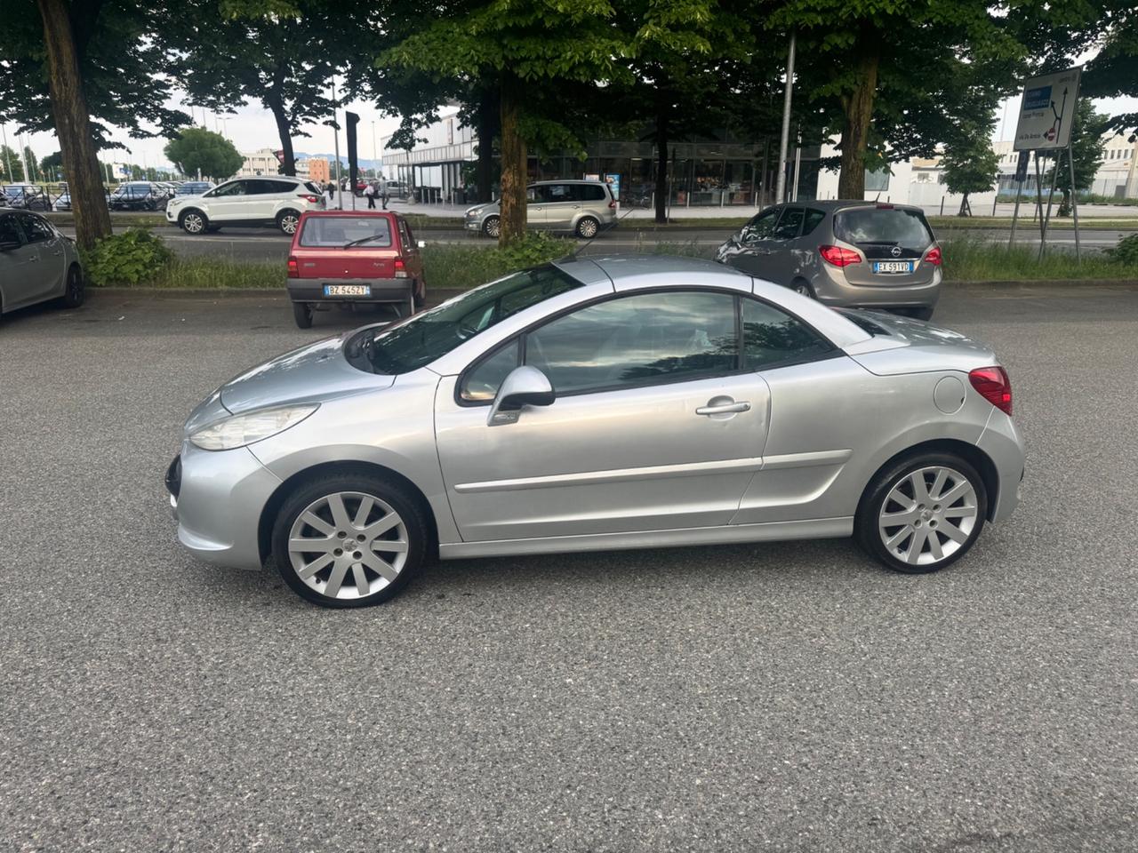 Peugeot 207cc 1.6 120CV cabrio (Su appuntamento)