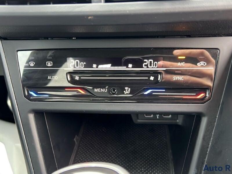 Volkswagen Taigo Taigo 1.0 TSI 115 CV R-Line