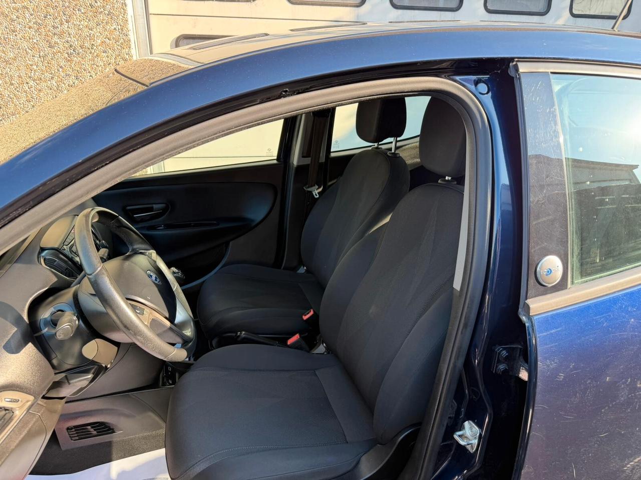 Lancia Ypsilon 1.2 69 CV 5 porte GPL Ecochic Gold