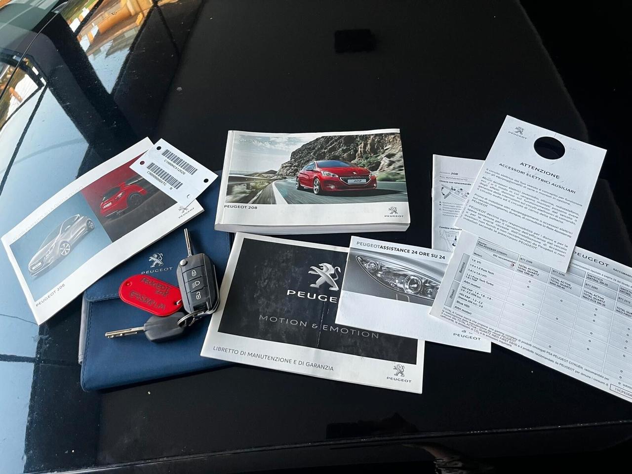 Peugeot 208 PureTech 82 5 porte Allure