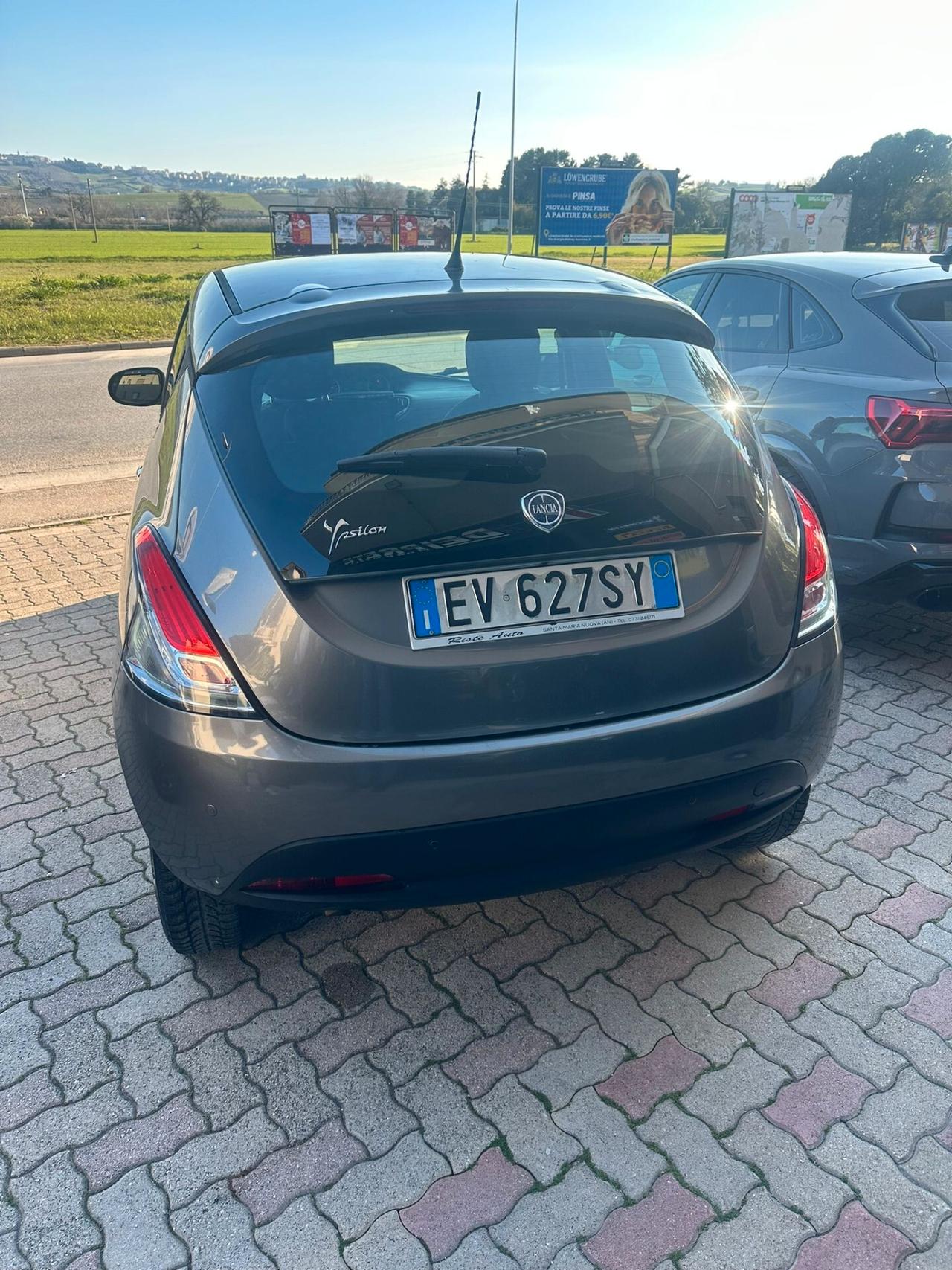 Lancia Ypsilon 0.9 TwinAir 85 CV 5 porte Metano Ecochic Gold