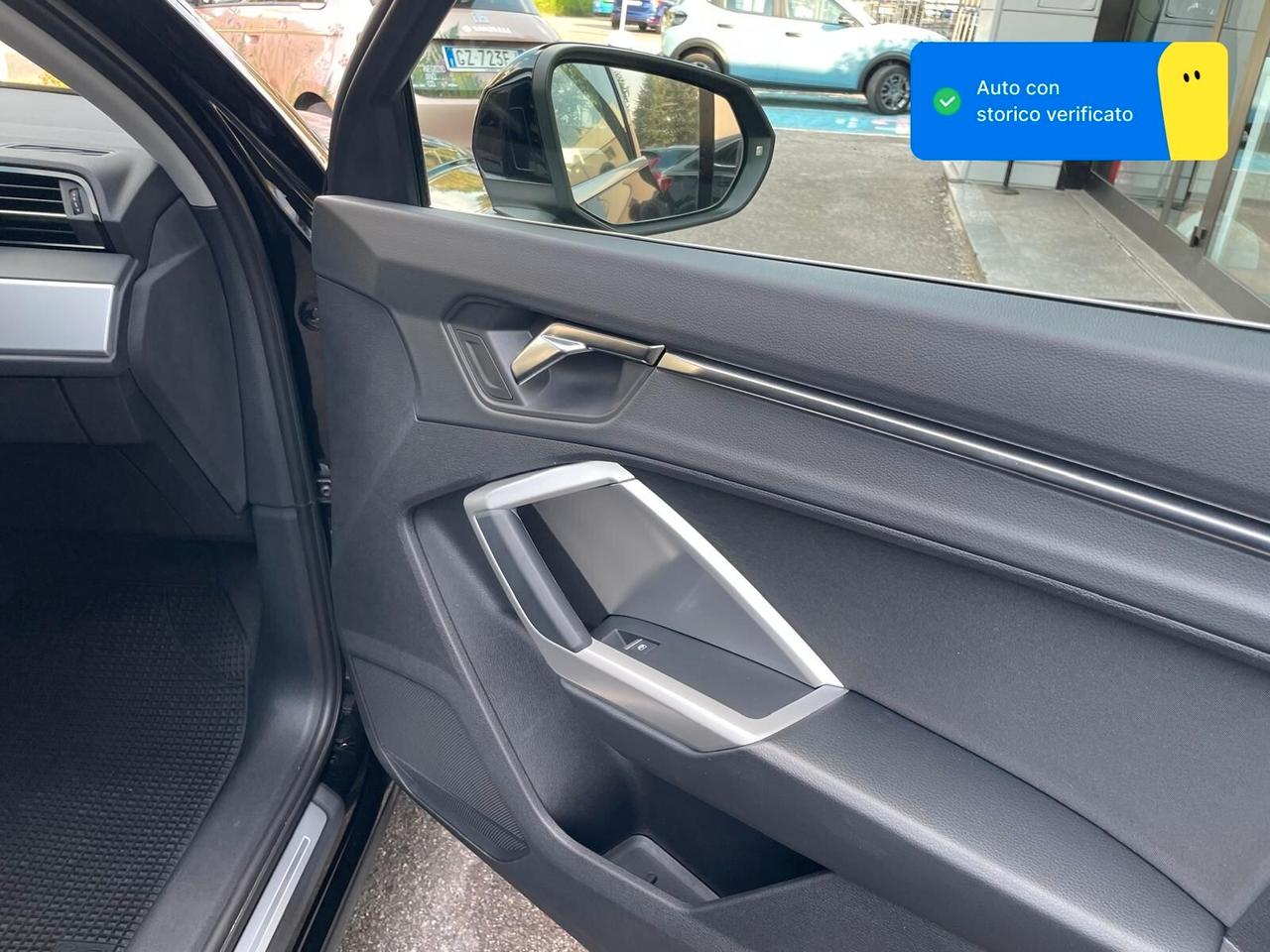Audi Q3 35 TDI S tronic line edition