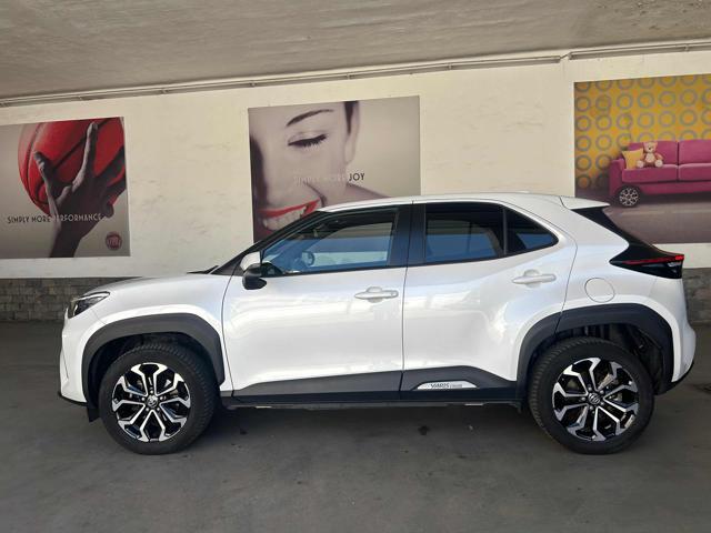 TOYOTA Yaris Cross 1.5 Hybrid 5p. E-CVT AWD-i Lounge