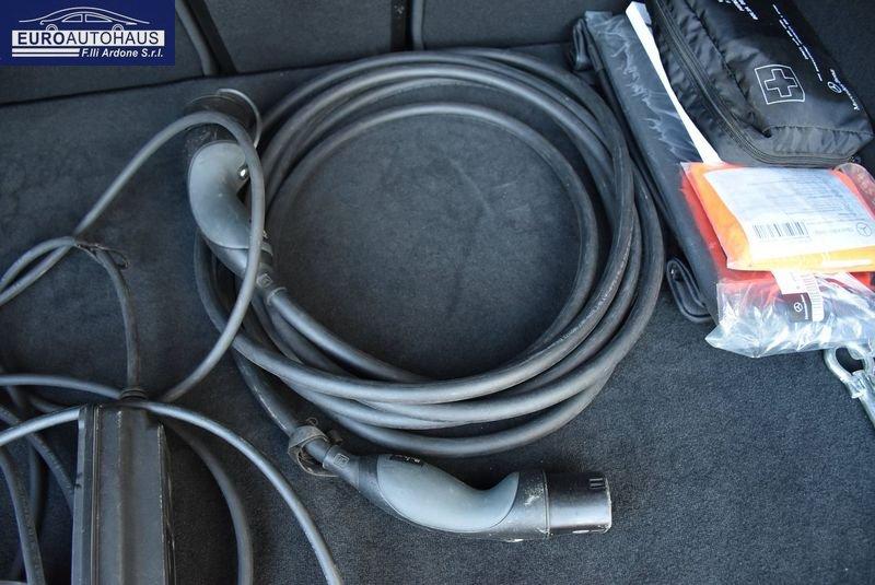 Mercedes-Benz EQA EQA 250 SPORT *LUCI AMBIENTE*