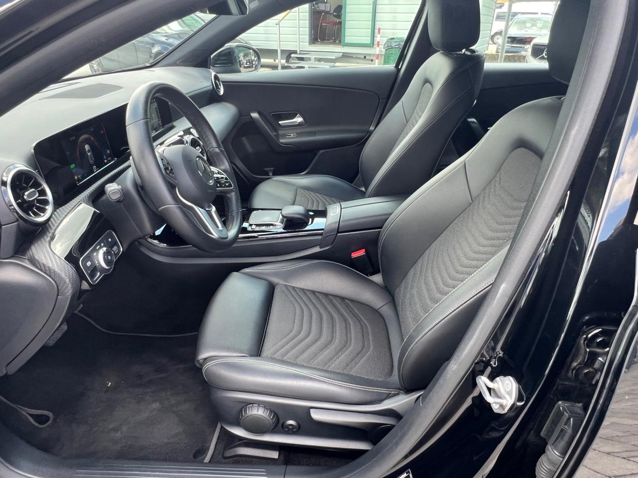Mercedes-benz A 250 e hybrid EQ Business
