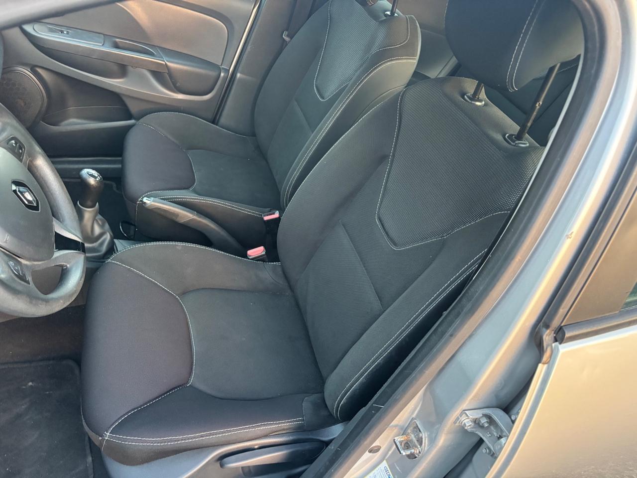 Renault Clio 1.5 dCi 8V 75CV 5 porte Costume National