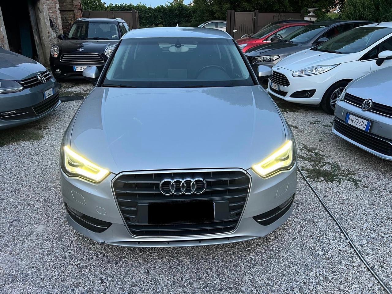 Audi A3 1.6 TDI S tronic Young