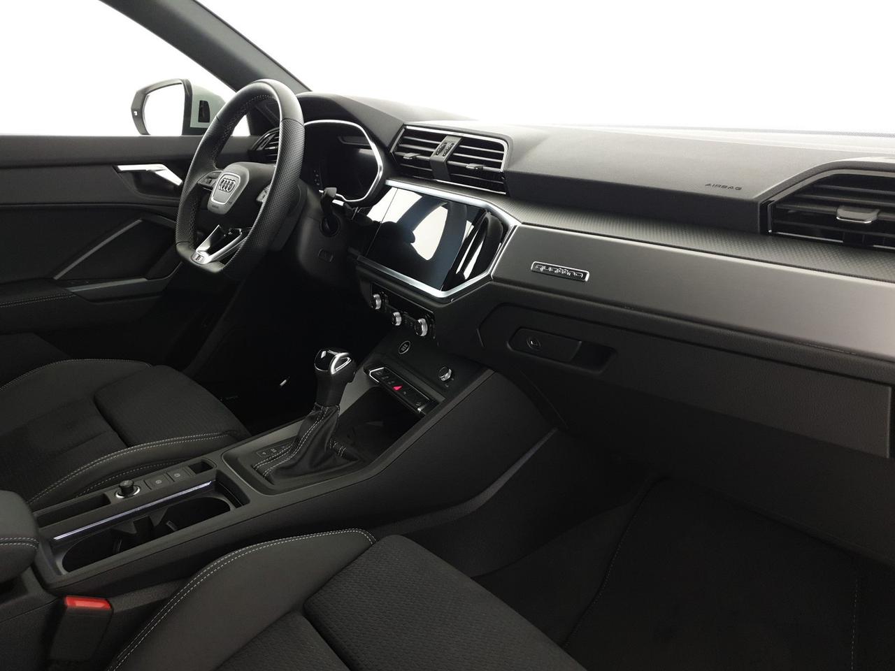 Sportback 40TDI 193CV quattro Str Identity Black