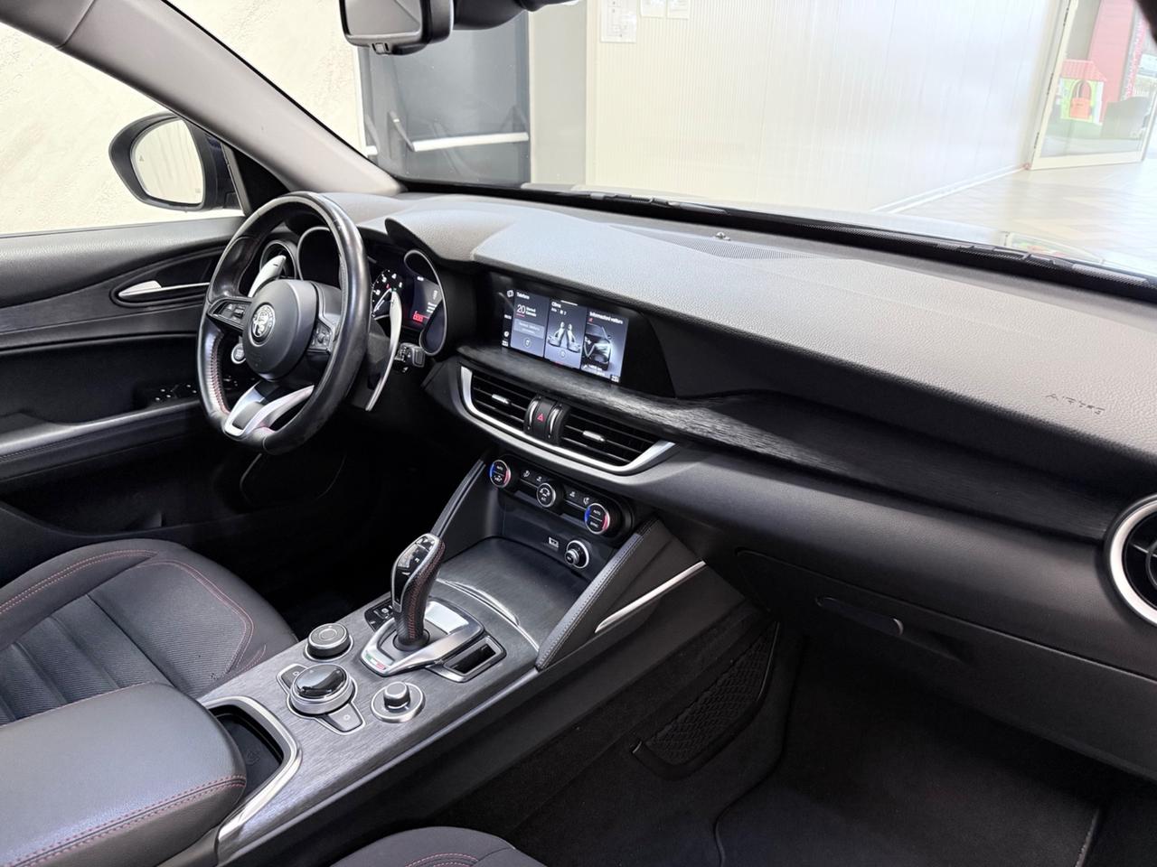 Alfa Romeo Stelvio 2.2 Turbodiesel 190 CV AT8 Q4 Sprint