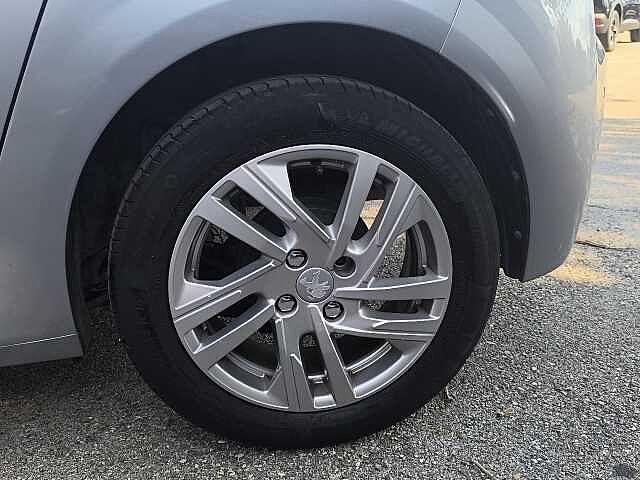 Peugeot 208 PureTech 75 Stop&Start 5 porte Active
