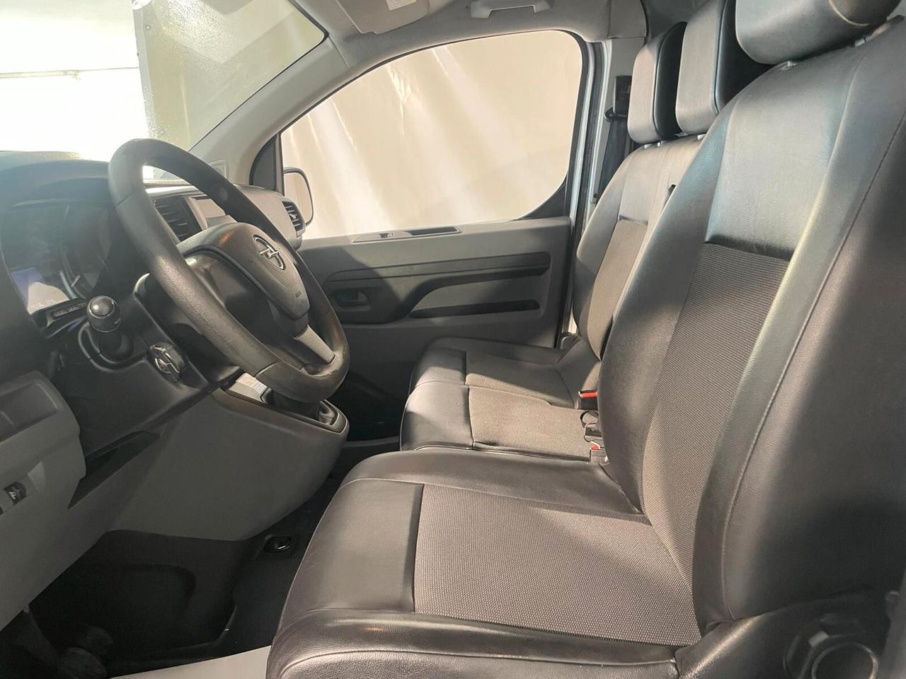 Opel Vivaro 1.5 Diesel 120cv PRONTA CONSEGNA
