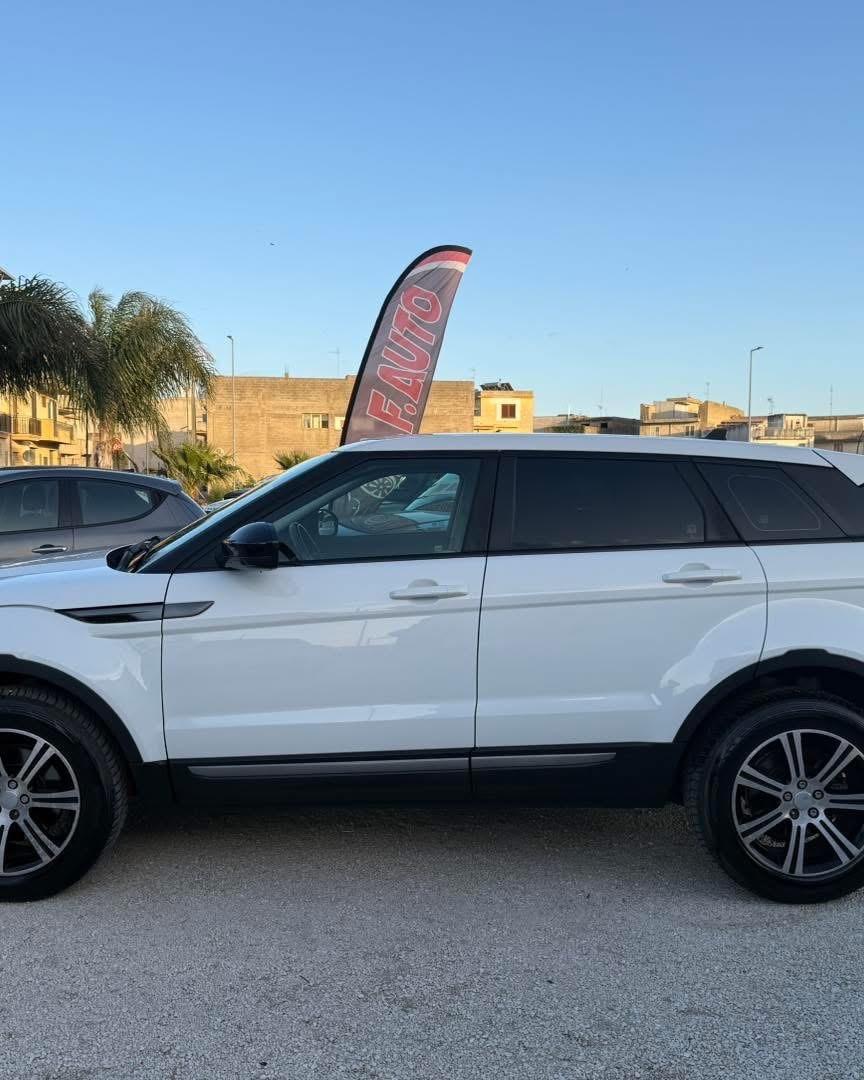 Land Rover Range Evoque 2.0 TD4 150 CV 5p. Pure