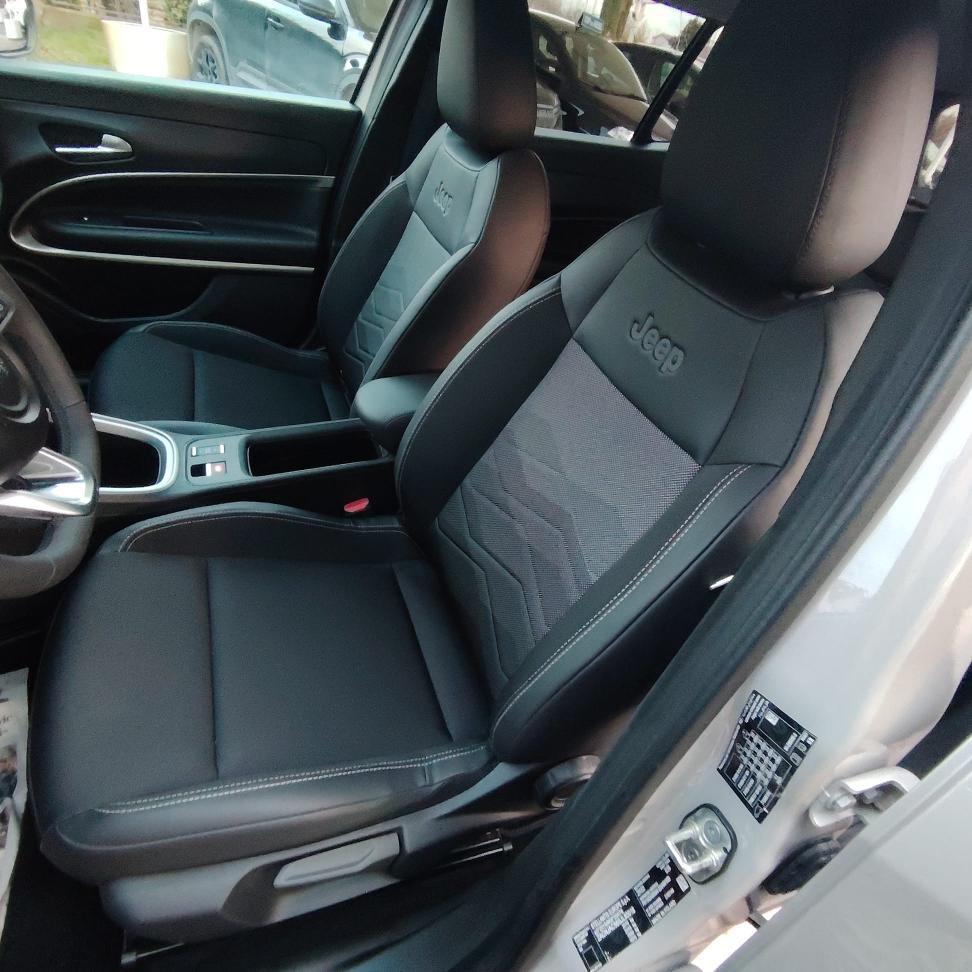 Jeep Avenger full-electric Summit fwd 156cv auto