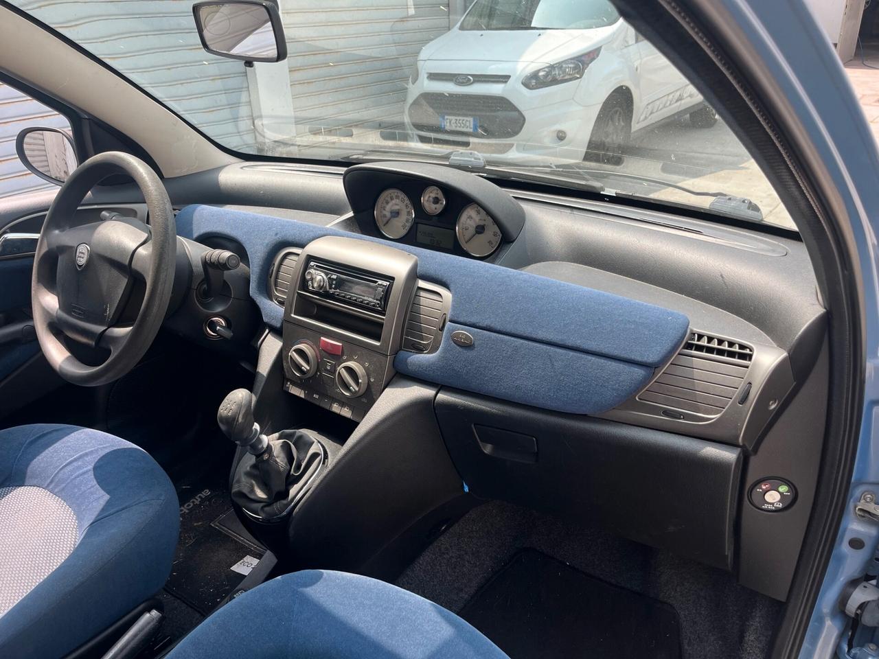 Lancia Ypsilon 1.2 OK NEOPATENTATI