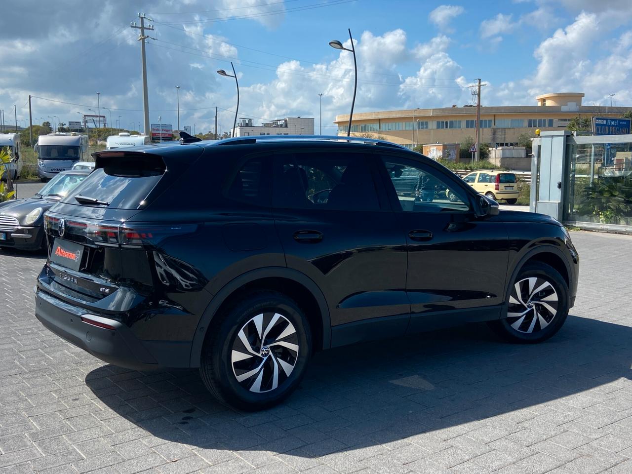 Volkswagen Tiguan 1.5 eTSI Life 130cv dsg KM 0