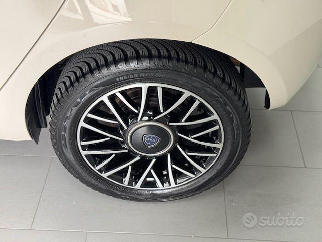 Lancia Ypsilon 1.3 mjt 95CV Gold KM CERT