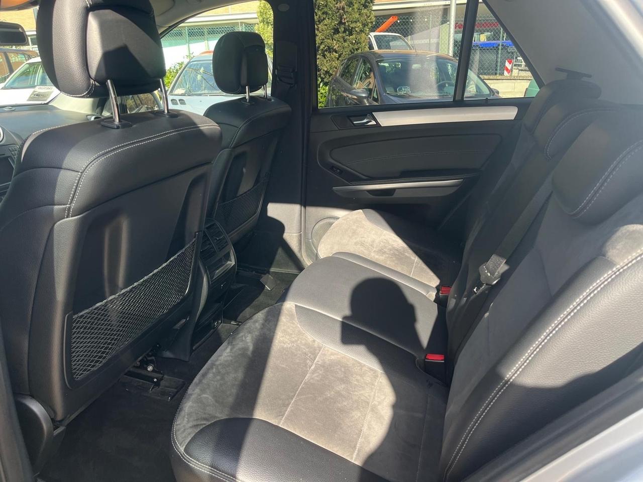 Mercedes-benz ML 3.0 Diesel - SUV - Gancio di Traino