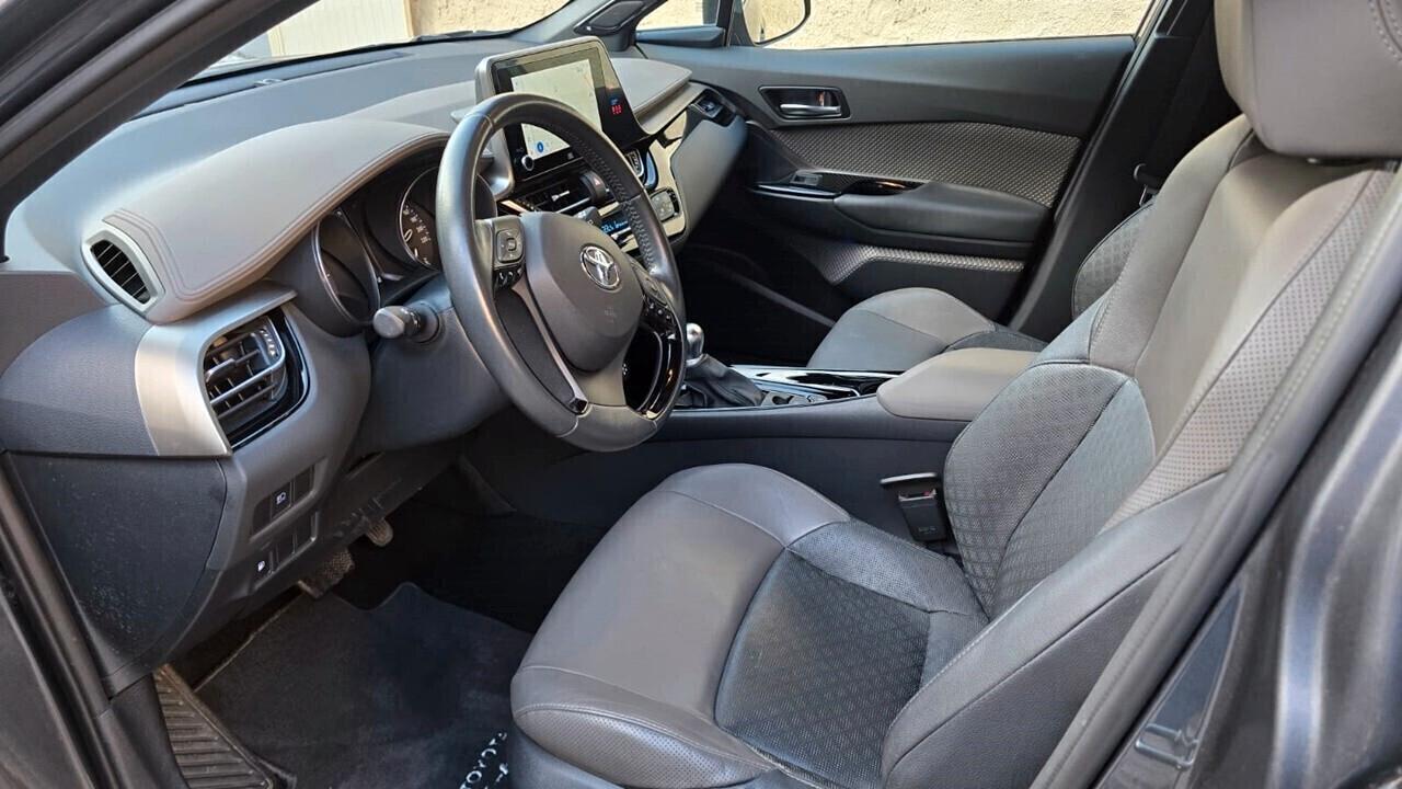 Toyota C-HR 1.8 Hybrid E-CVT Lounge