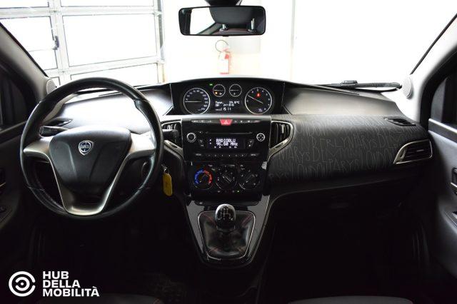 LANCIA Ypsilon 0.9 TwinAir 5p Metano Ecoc. Elefant. Ok Neopatent.